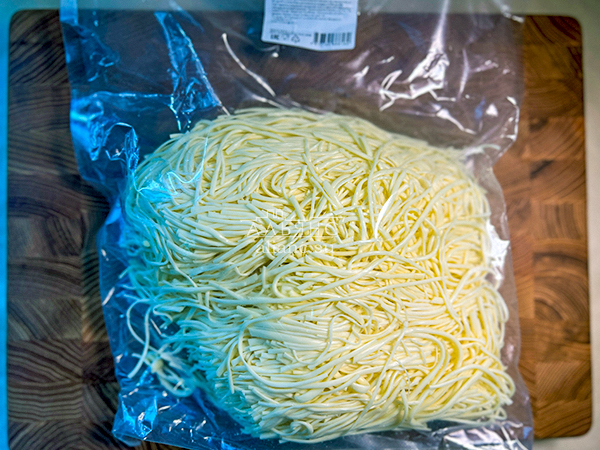 Сырный продукт ФЕРМЕРСКИЙ паутинка белая в Подольске