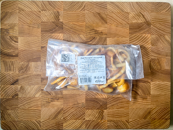 Сыр 150 гр ГОРНЫЙ СЫРОВАР (Ассорти копчёный) в Подольске