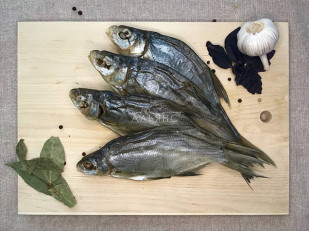 Фрайчизы классические сырные (100 гр.): Густера вяленая